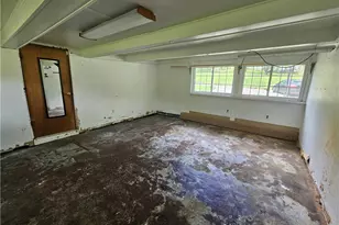 256 Duff Rd, Pittsburgh, PA 15235 - Photo 13