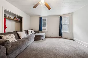 425 Agatha, Pitcairn, PA 15140 - Photo 7