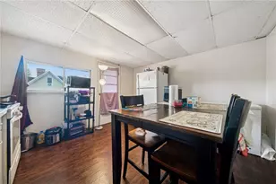 425 Agatha, Pitcairn, PA 15140 - Photo 9