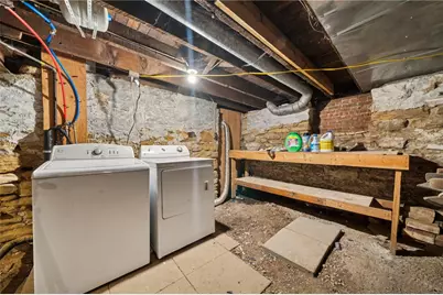 425 Agatha, Pitcairn, PA 15140 - Photo 27