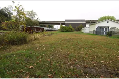 203 E Madison Ave, New Castle, PA 16102 - Photo 5