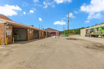 3220 33rd Avenue, Pulaski Township, PA 15066 - Photo 5