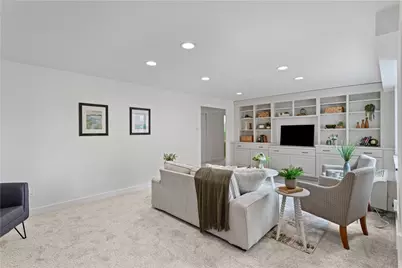 4601 Fifth #327, Pittsburgh, PA 15213 - Photo 5