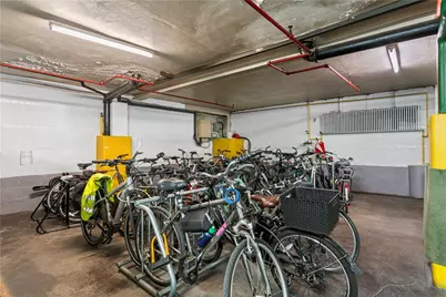 4601 Fifth #327, Pittsburgh, PA 15213 - Photo 23