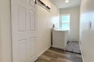 437 Sapphire Way, Pittsburgh, PA 15224 - Photo 15