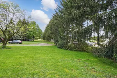 802 Evans City Rd, Connoquenessing Township, PA 16053 - Photo 17