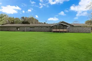 145 Oakhill, Center Township, PA 15001 - Photo 5