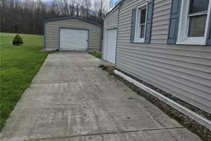 2461 Marr Rd, Pulaski Township, PA 16143 - Photo 13