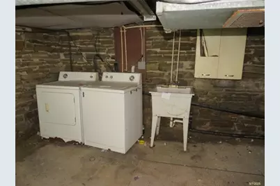 1080 Bruce St, Washington, PA 15301 - Photo 15