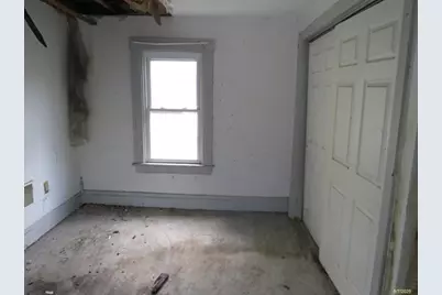 1080 Bruce St, Washington, PA 15301 - Photo 9