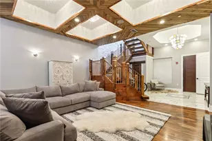 215 25th St, Downtown Pgh, PA 15222 - Photo 3