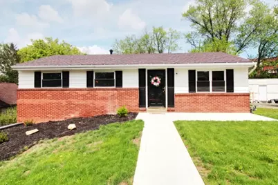 513 Crestview Dr, Pittsburgh, PA 15239 - Photo 1