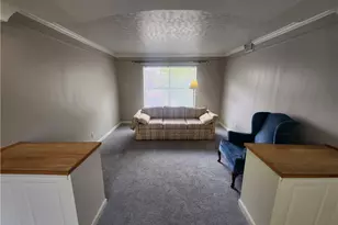 7 Hiland Valley Dr, Ross Twp, PA 15229 - Photo 5