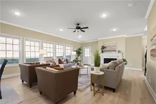 112 Harrowgate Ln, Peters Township, PA 15317 - Photo 9