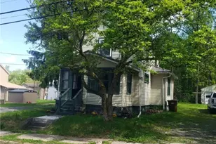 501 Hull St, Sharon, PA 16146 - Photo 1