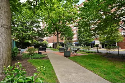 4625 Fifth Ave #202, Pittsburgh, PA 15213 - Photo 31