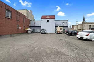 3339 S Jefferson St, New Castle, PA 16101 - Photo 11