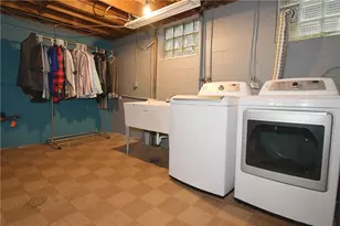 5005 Brownsville Rd, Pittsburgh, PA 15236 - Photo 15