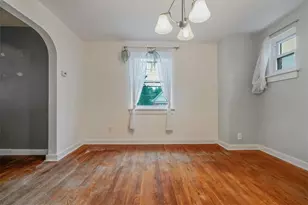 4018 Meadowbrook Blvd, Pittsburgh, PA 15227 - Photo 11