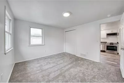 202 Youghiogheny St, Penn Twp, PA 15675 - Photo 25