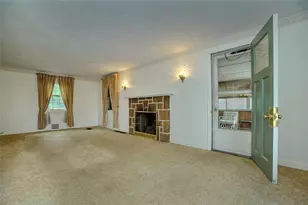 338 Elizabeth Ave, Chalfant Boro, PA 15112 - Photo 3