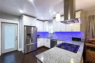 305 Marion Ave, Pittsburgh, PA 15221 - Photo 3