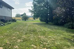 105 Lawrence Ave, Twp of But NW, PA 16001 - Photo 27