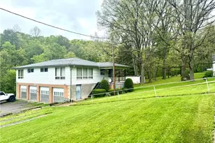 804 Sherman Ave, East Butler Boro, PA 16029 - Photo 3