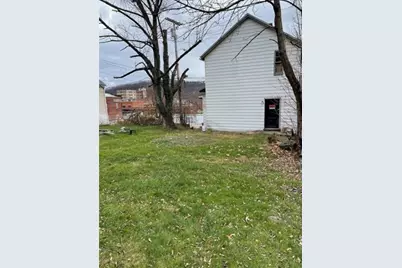 1025 Kenneth Ave, New Kensington, PA 15068 - Photo 3