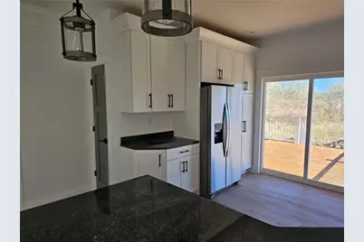 801 Wimbledon Drive, Mount Pleasant Township, PA 15666 - Photo 5