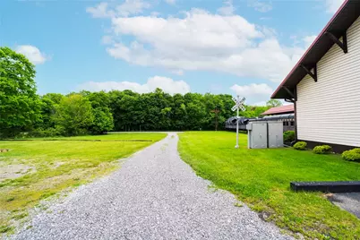 424 Old Route 19, Scott Township, PA 16101 - Photo 5
