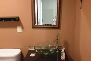 41 Sylvia Ave, Ross Twp, PA 15214 - Photo 9