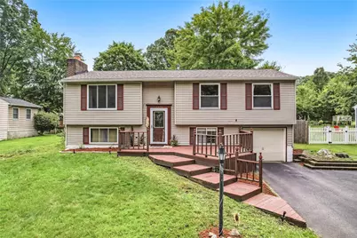 1370 Coronado Dr, Hermitage, PA 16148 - Photo 1