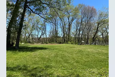 16 Walnut St, Smith Township, PA 15021 - Photo 3