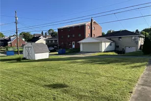 1748 Dailey Ave, Latrobe, PA 15650 - Photo 3