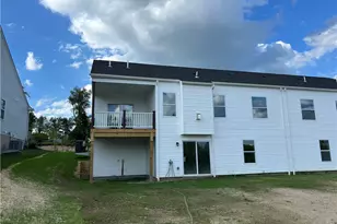 2724 Marra Dr, Hampton, PA 15044 - Photo 3