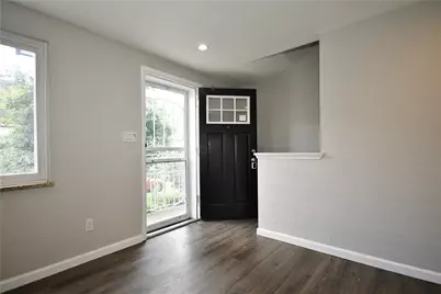 3341 McNeil Pl, Pittsburgh, PA 15219 - Photo 3