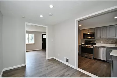 3341 McNeil Pl, Pittsburgh, PA 15219 - Photo 9