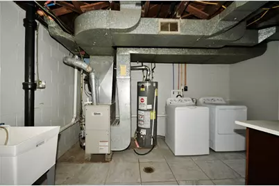 3341 McNeil Pl, Pittsburgh, PA 15219 - Photo 25