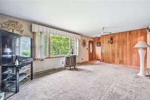 50 Davis Dr, Sharpsville, PA 16150 - Photo 3