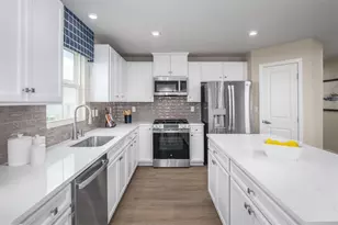 2112 Pebble Ln, Hempfield Township, PA 15601 - Photo 11