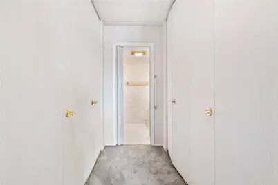 5600 Munhall Rd #606, Pittsburgh, PA 15217 - Photo 17