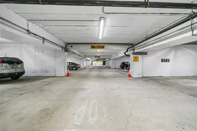 5600 Munhall Rd #606, Pittsburgh, PA 15217 - Photo 27