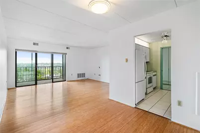 5600 Munhall Rd #606, Pittsburgh, PA 15217 - Photo 11