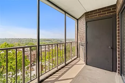 5600 Munhall Rd #606, Pittsburgh, PA 15217 - Photo 9