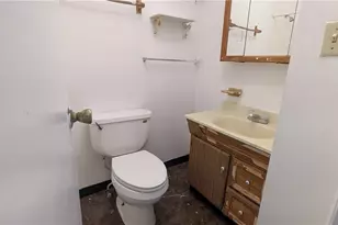 315 Lowell St, Pittsburgh, PA 15206 - Photo 13