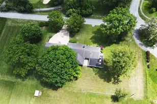 302 Derrick Ave, South Union Township, PA 15401 - Photo 11