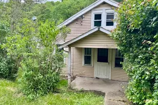 15 Allen Way, White Oak, PA 15131 - Photo 3