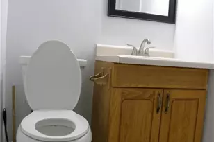 1080 Chatham Park Dr, Scott Township, PA 15216 - Photo 13