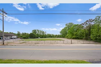 1046 Butler Street, New Castle, PA 16101 - Photo 1